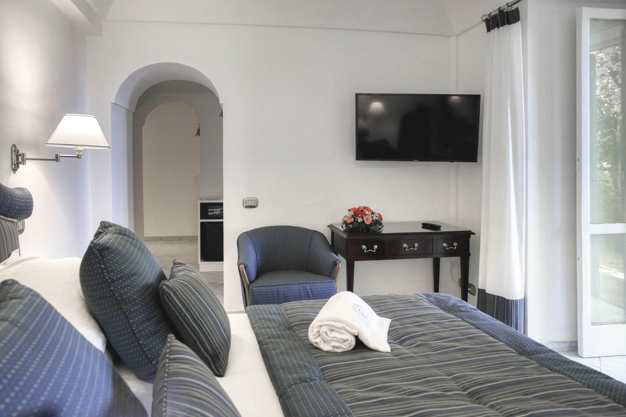 Palazzo Confalone Равело Екстериор снимка